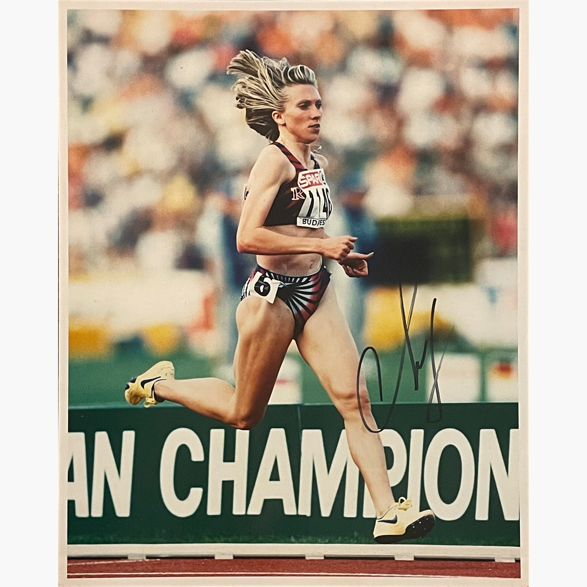 Svetlana Masterkova – Signed 25.3cm x 20.2cm Colour Action Press Photo