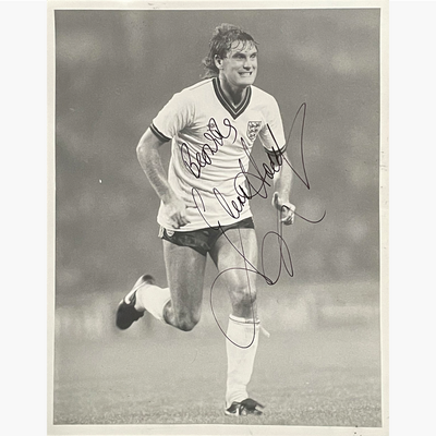 Glenn Hoddle – Signed 25.5cm x 20cm Black & White Action Photo