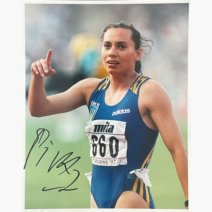 Zhanna Pintussevich – Signed 25.5cm x 20.5cm Colour Press Photo