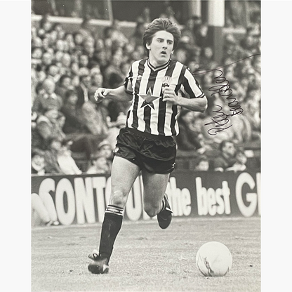 Peter Beardsley – Signed 25cm x 20cm Black & White Action Press Photo