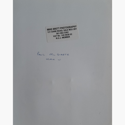 Paul McGrath – Signed 25.5cm x 20cm Black & White Action Press Photo
