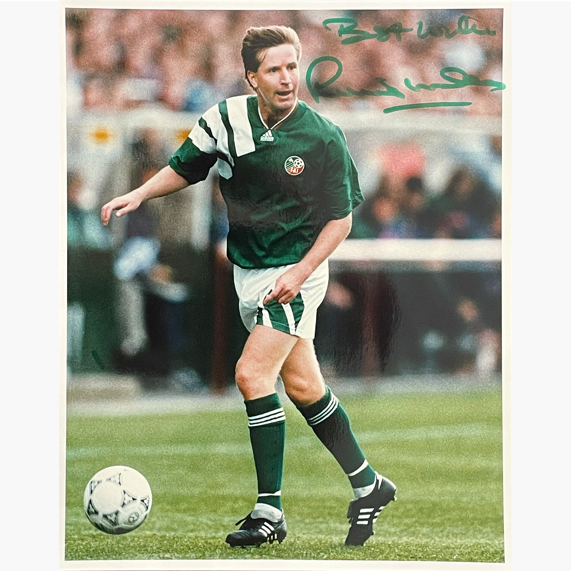 Ronnie Whelan – Signed 25.5cm x 20.5cm Colour Action Press Photo