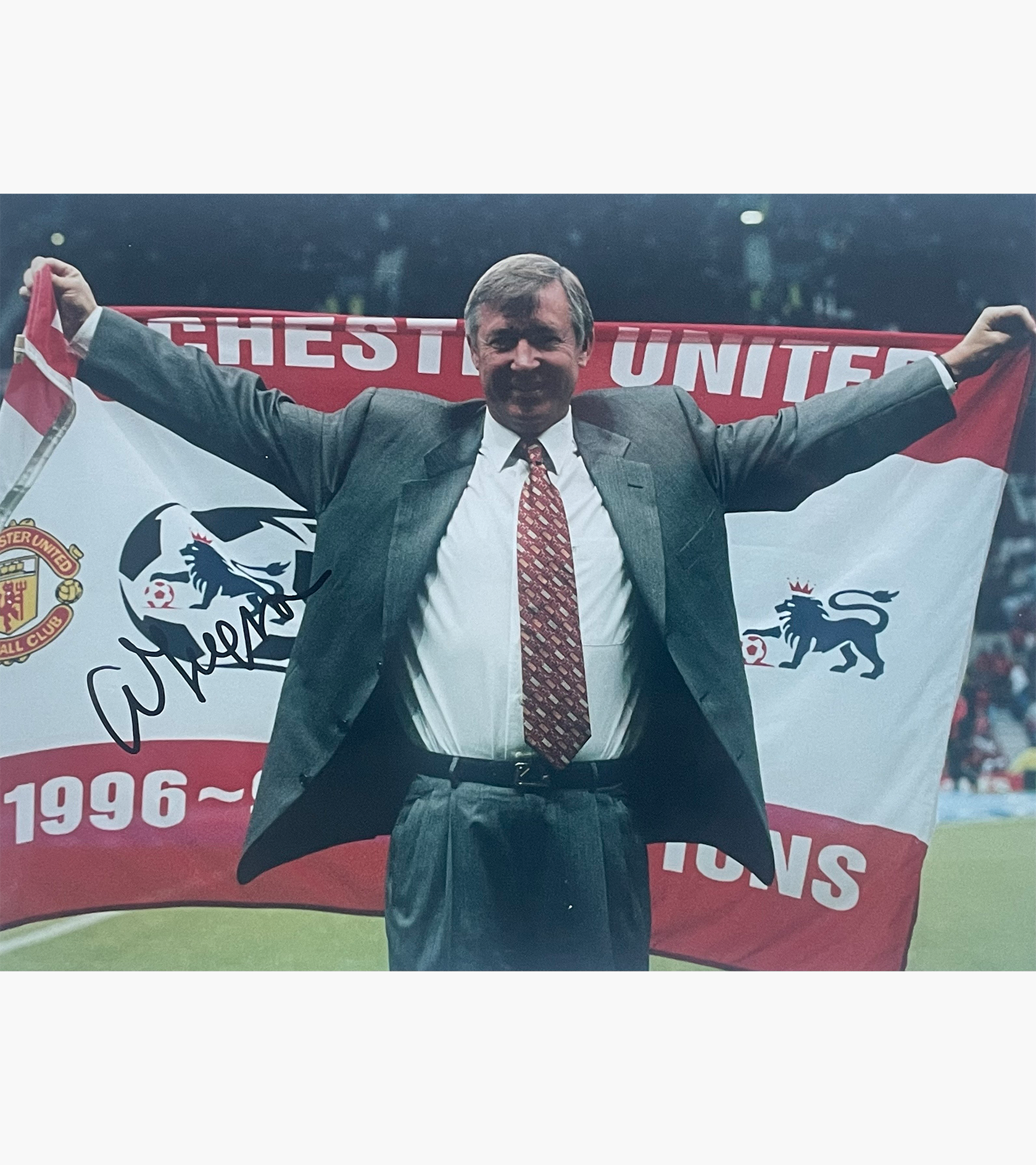 Alex Ferguson – Signed 24.5cm x 18.5cm Colour Photo
