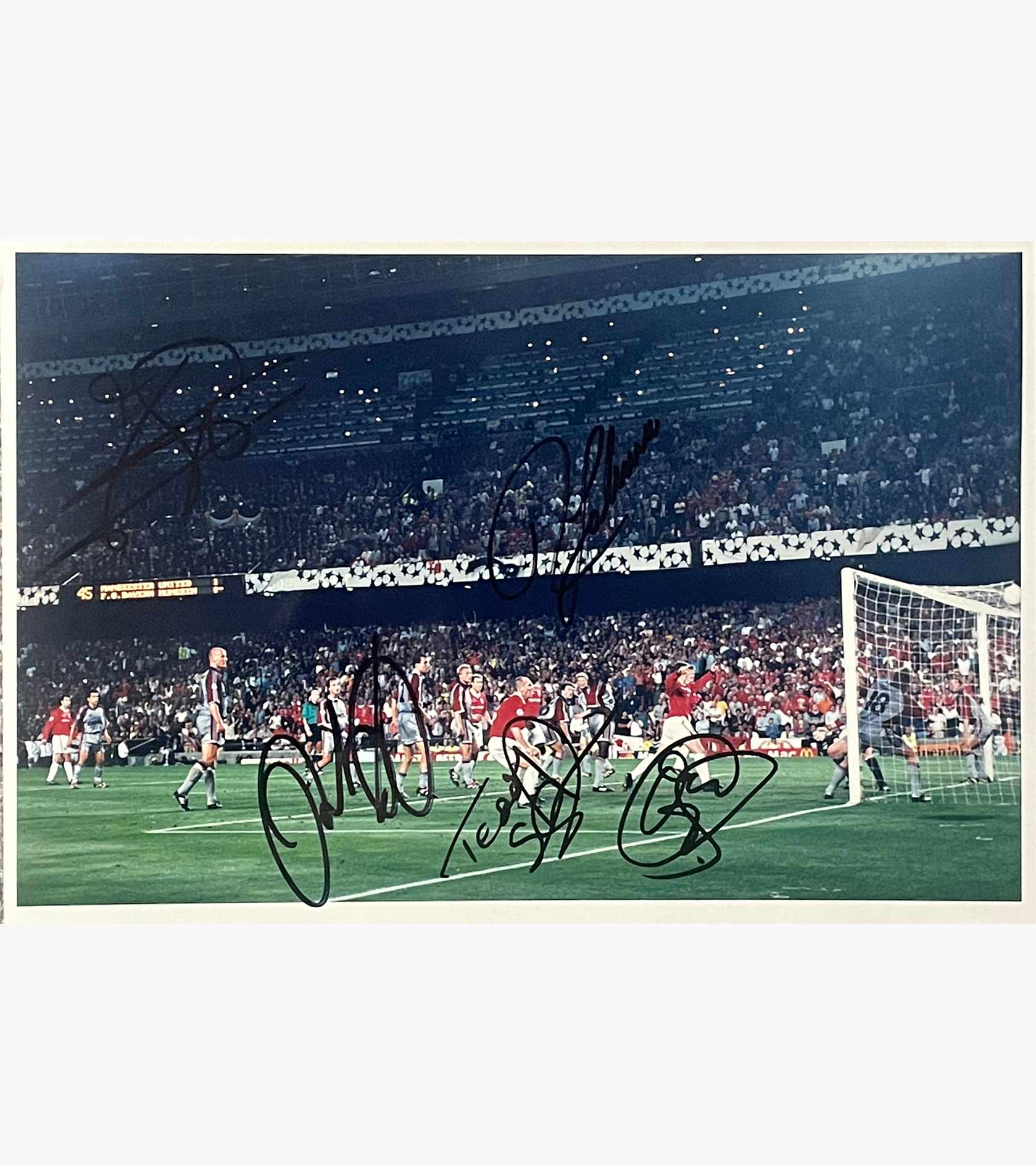 Stam, Giggs, Sheringham, Johnsen & Solskjaer – Signed 25.5cm x 17.2cm Colour Photo