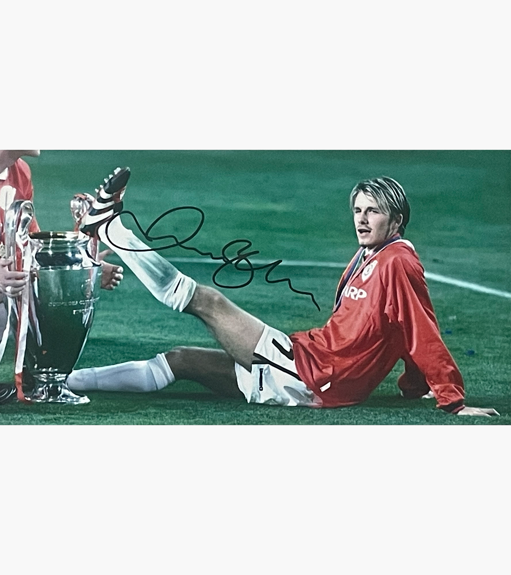David Beckham – Signed 29.8cm x 16.8cm Colour Photo